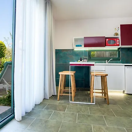 Village Esperia Potos