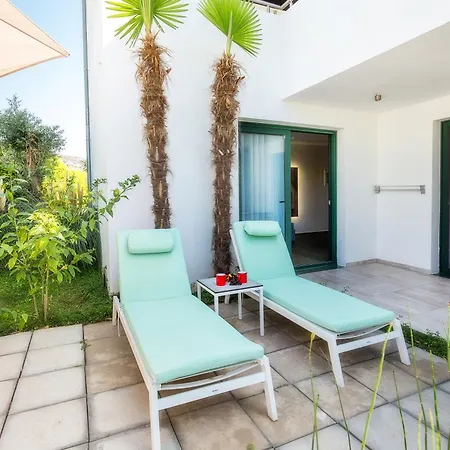 Village Esperia Apartment *