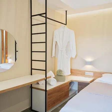 Village Esperia Apartment *