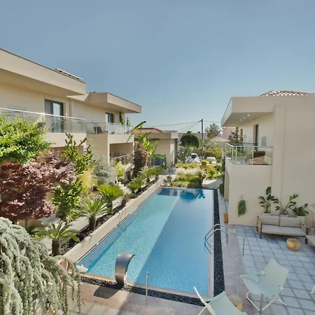 Village Esperia דירה